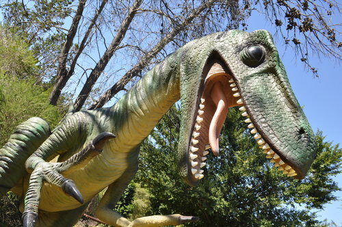 Image of a T-Rex Dinosaur statue